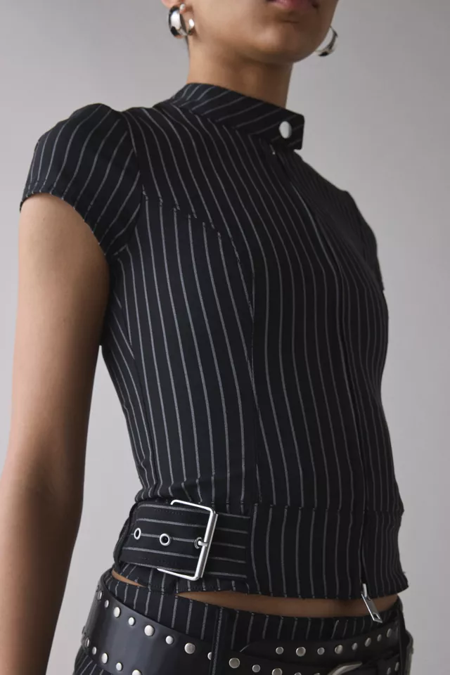 Silence + Noise Too Fast Slim Mockneck Zip Up Short Sleeve Top
