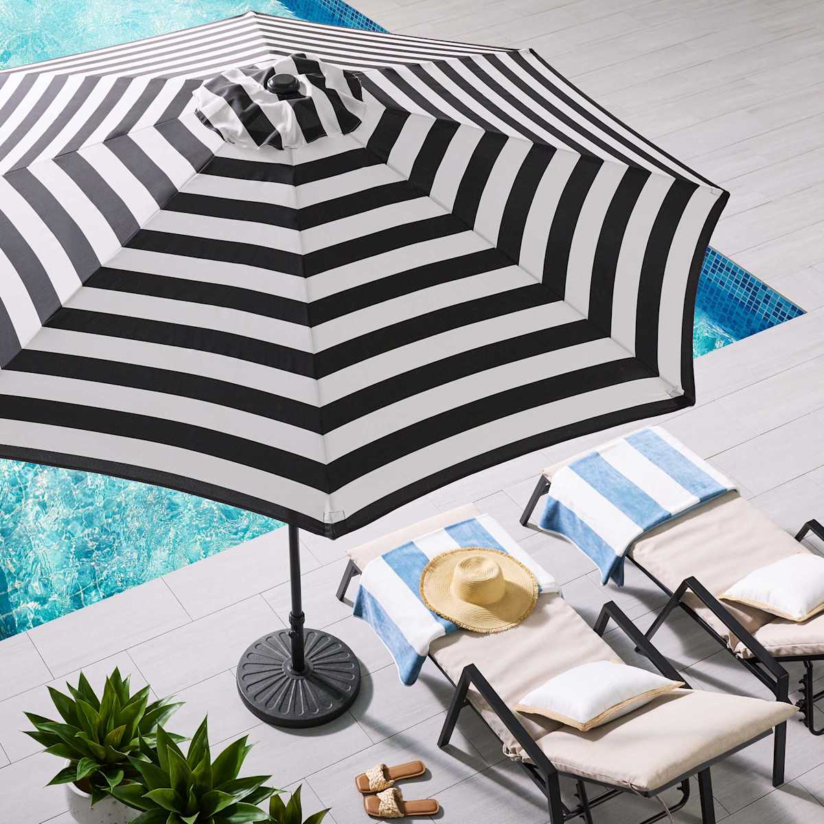 Black Awning Stripe Crank & Tilt Round Patio Umbrella, 9'