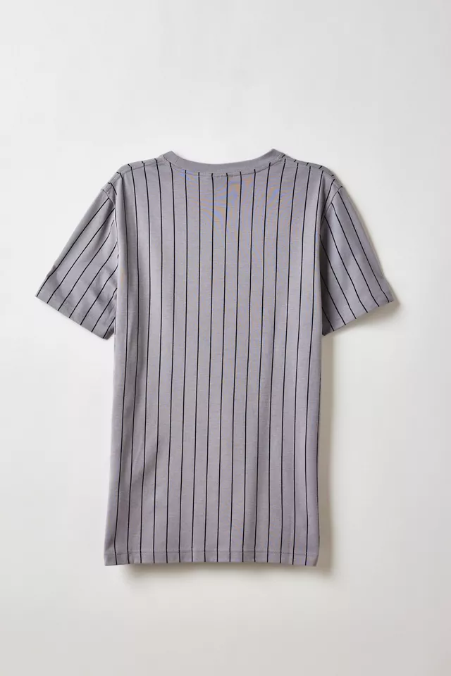 New Era MLB New York Yankees Team Logo Striped Tee