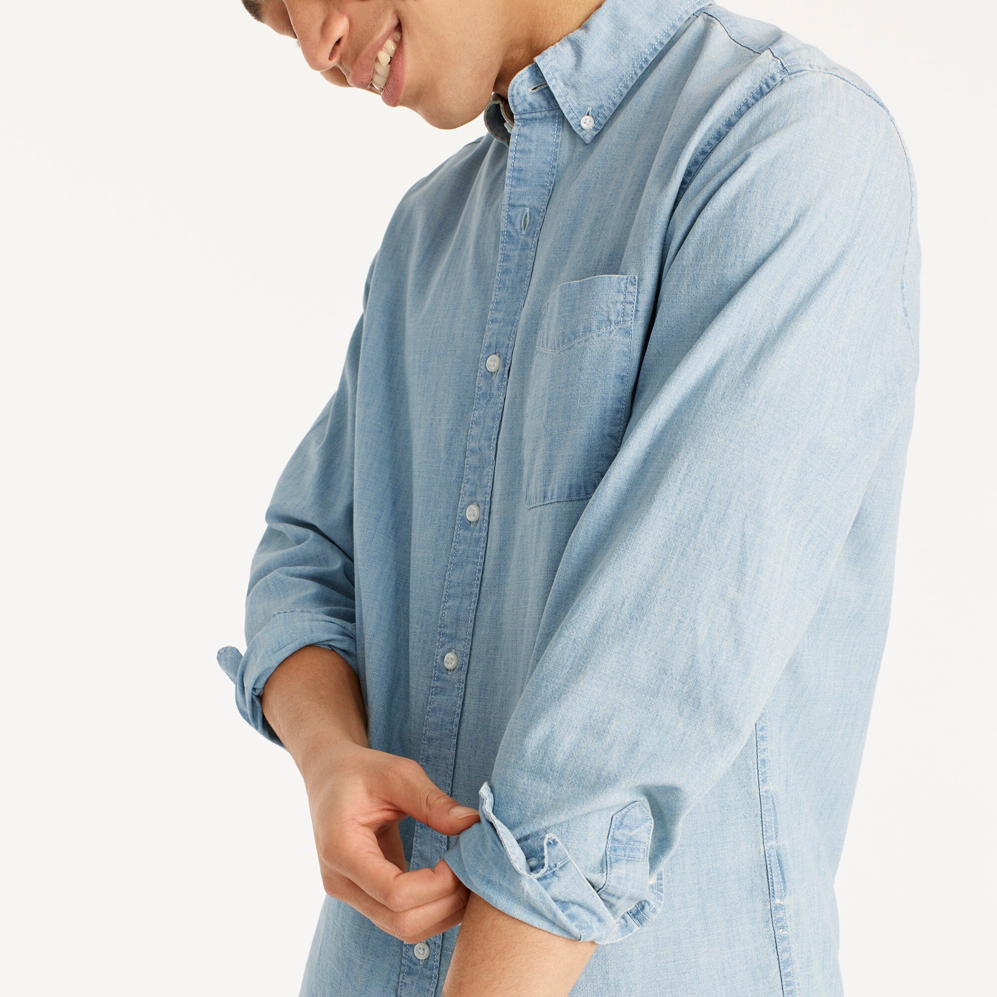 Organic cotton chambray shirt in five-year wash
