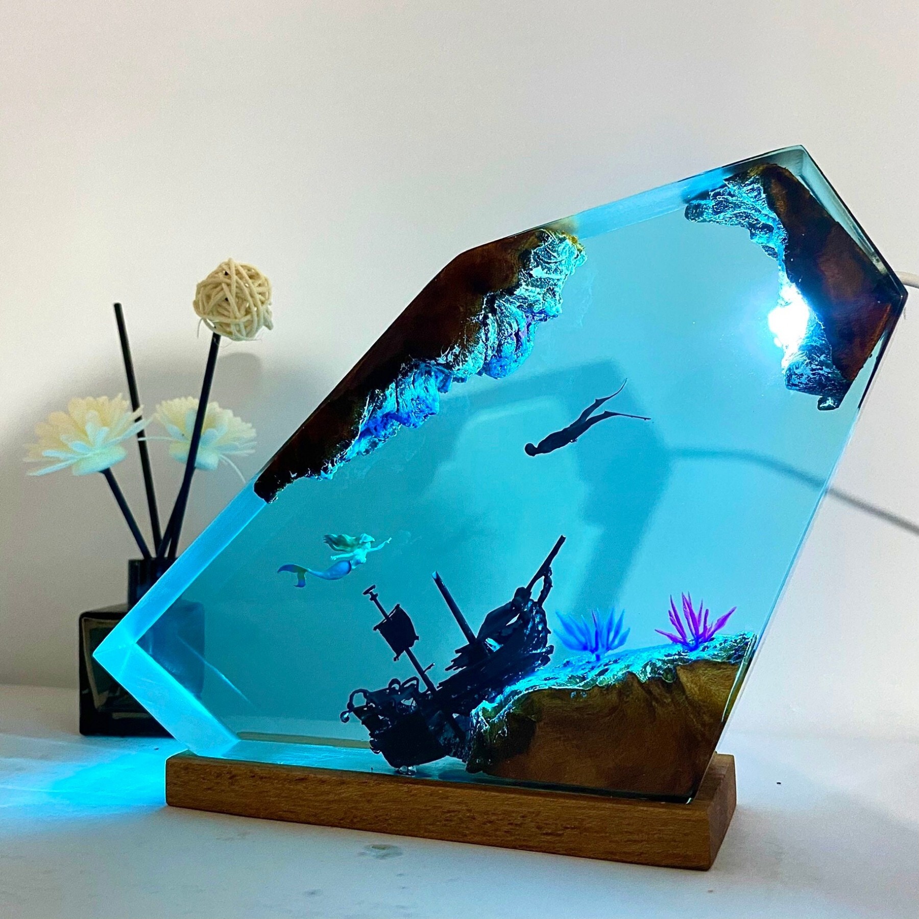 HOT SALE鉂椻潡鉂桵ermaid Night Light Little Mermaid & Human Epoxy Resin