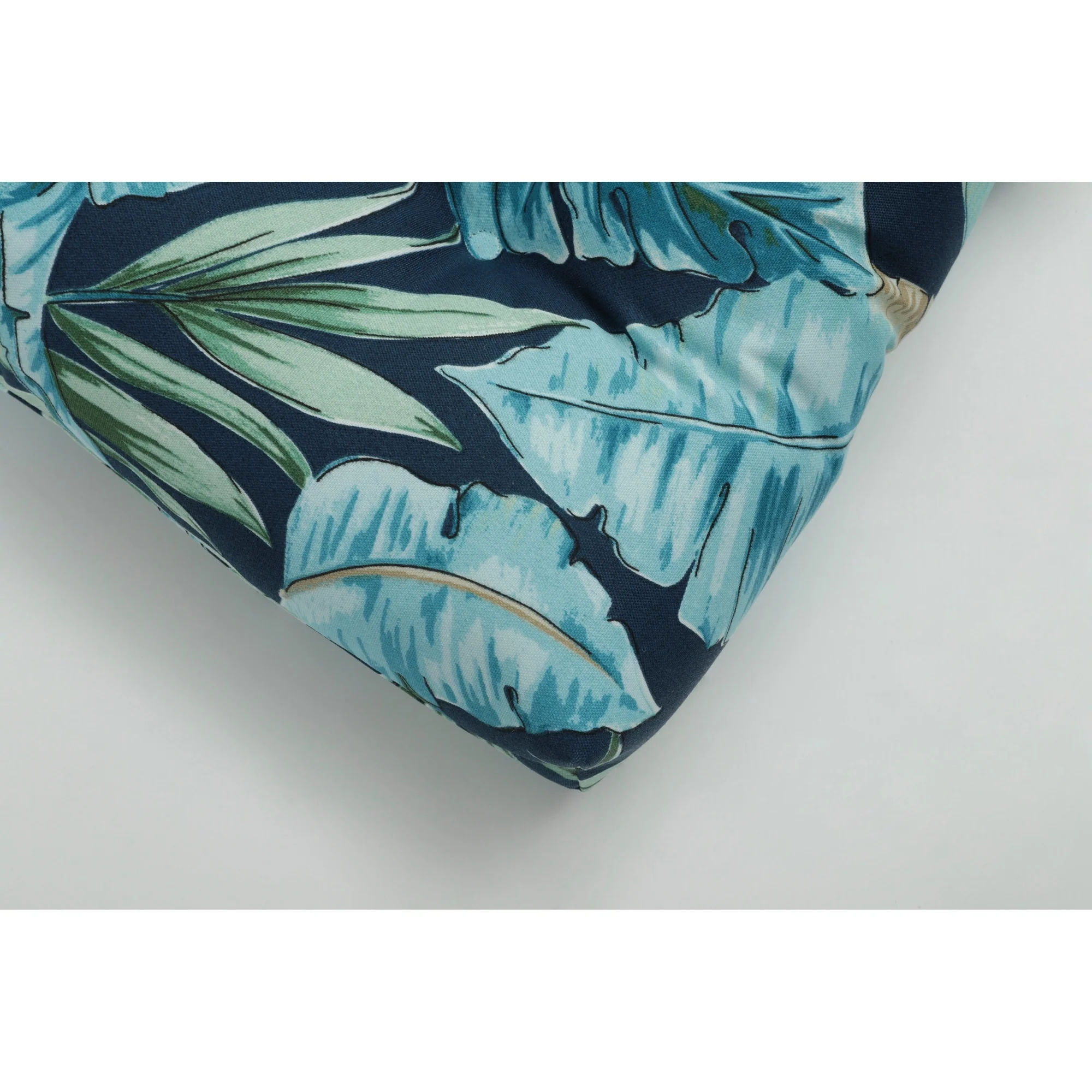 Pillow Perfect Outdoor Tortola Midnight Blue Wicker Seat Cushion (Set of 2) - 19 X 19 X 5 - 19 X 19 X 5