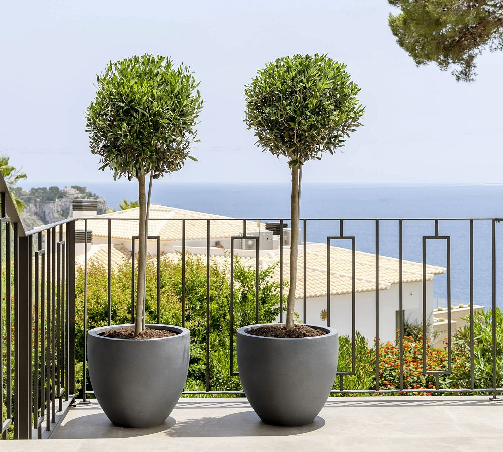 Lightweight Short Tapered Cylinder Fiberstone Planter