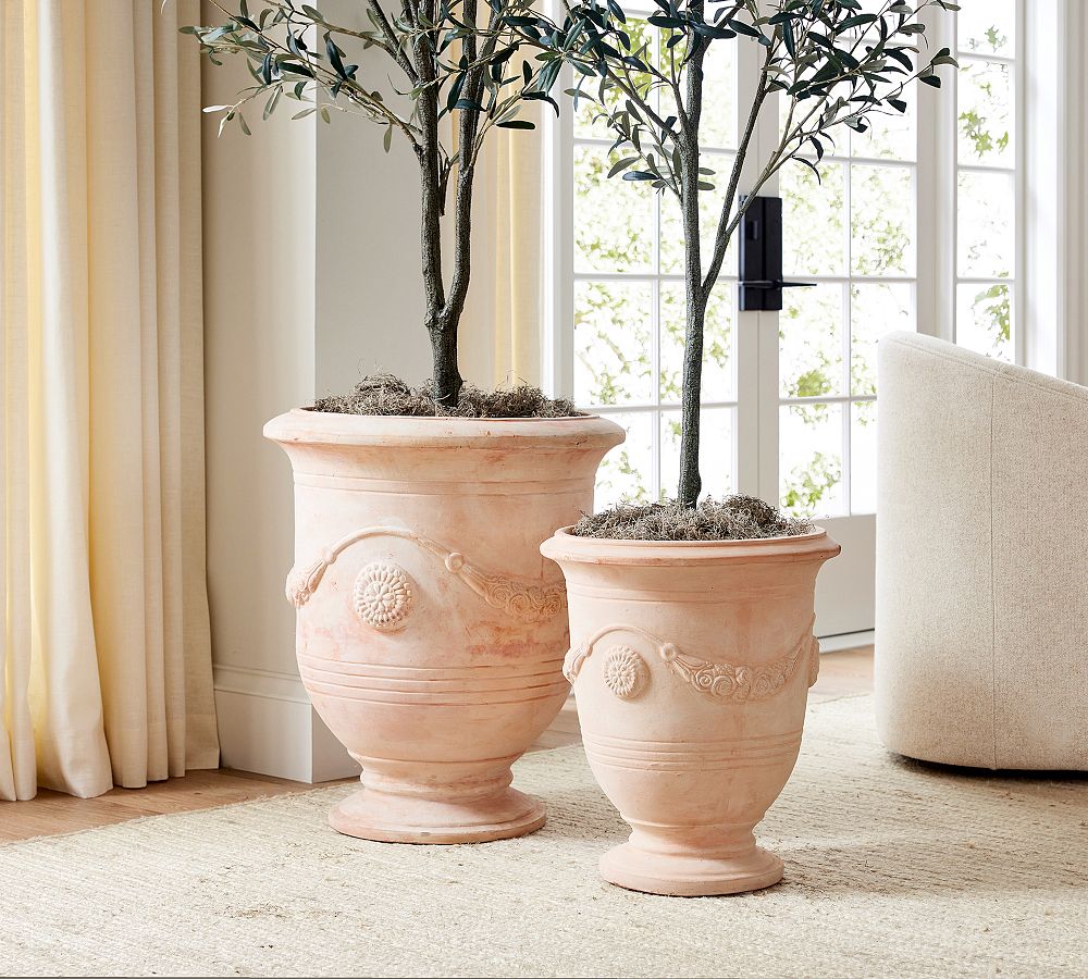 Clarisse Anduze Planter - Terracotta