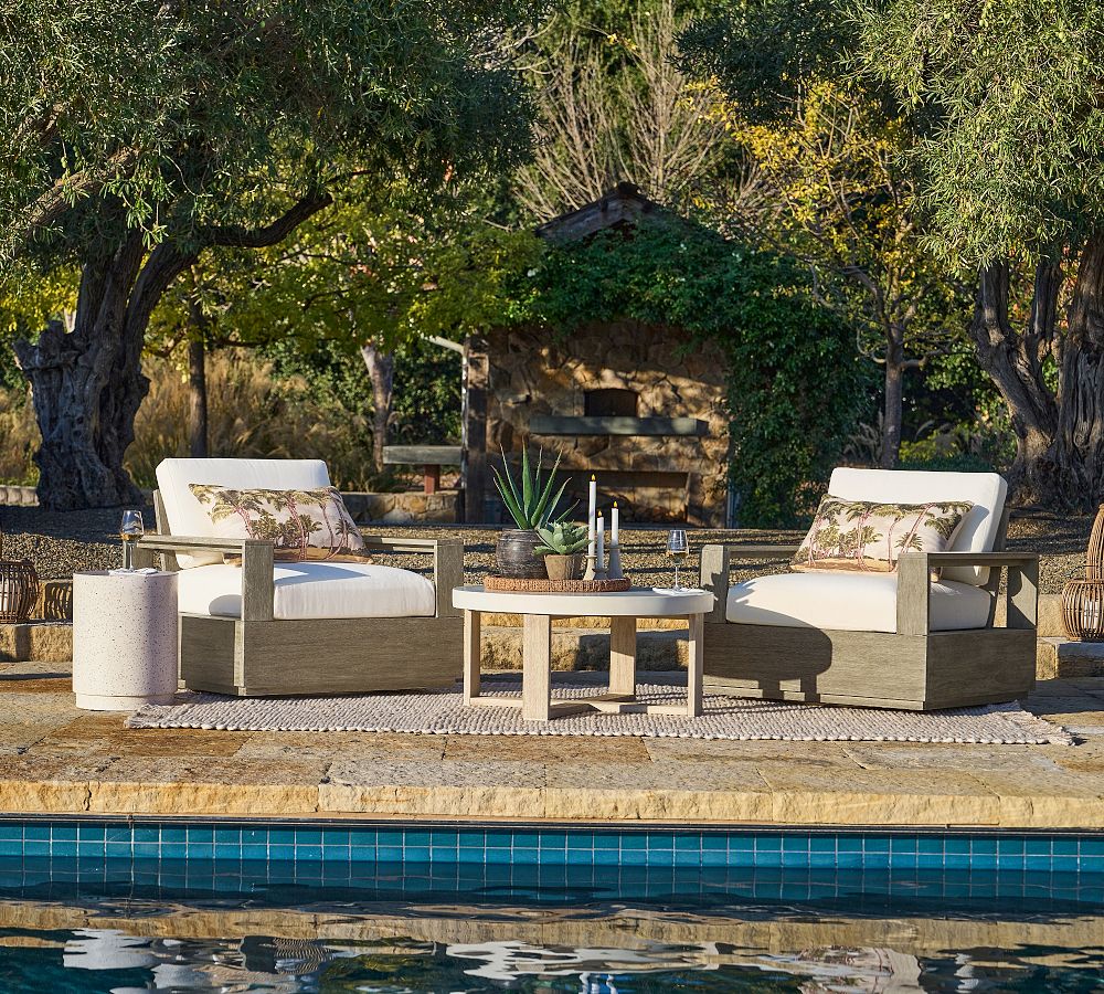 Indio Wood Modern Swivel Outdoor Lounge Chair