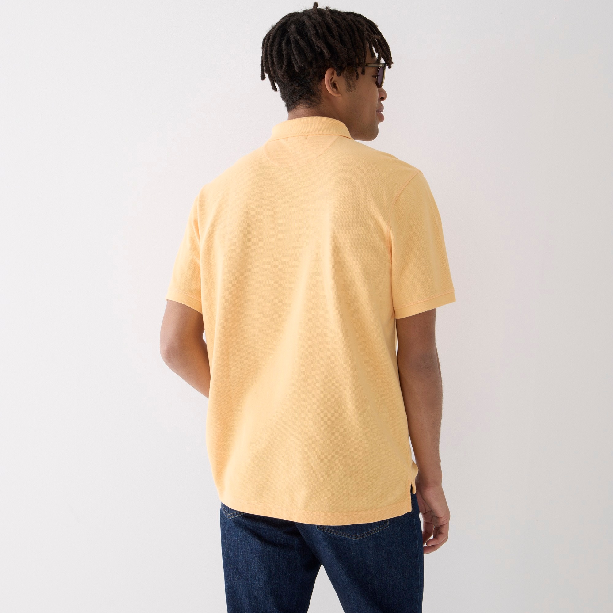Classic piqu&eacute; polo shirt