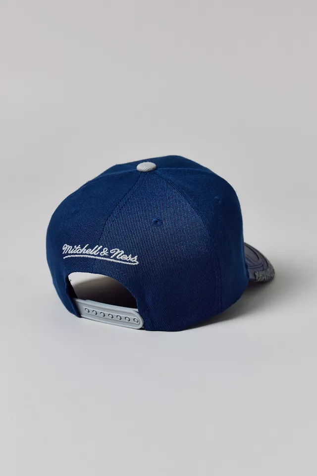 Mitchell & Ness NBA Georgetown Hoyas Day 6 Snapback Hat