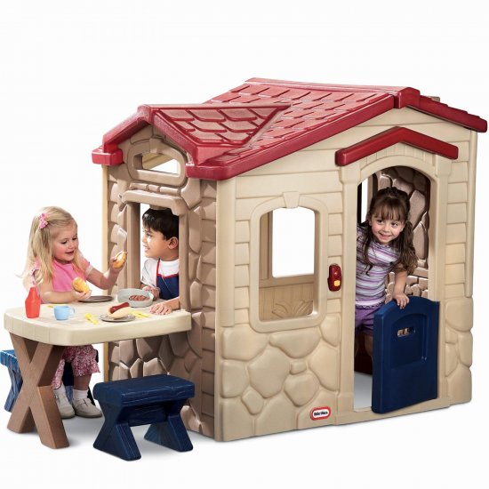 Picnic on the Patio&trade; Playhouse