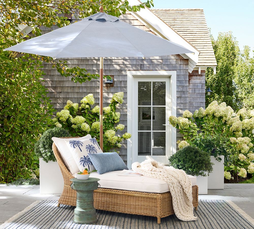 Westport Wicker Single Outdoor Chaise