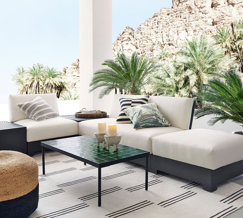 Malibu Metal Platform 5-Piece Outdoor Sectional Set (132")