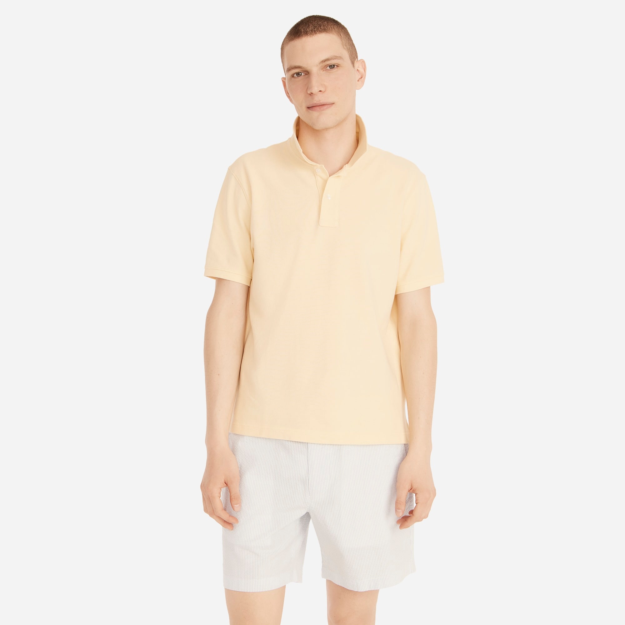 Classic piqu&eacute; polo shirt