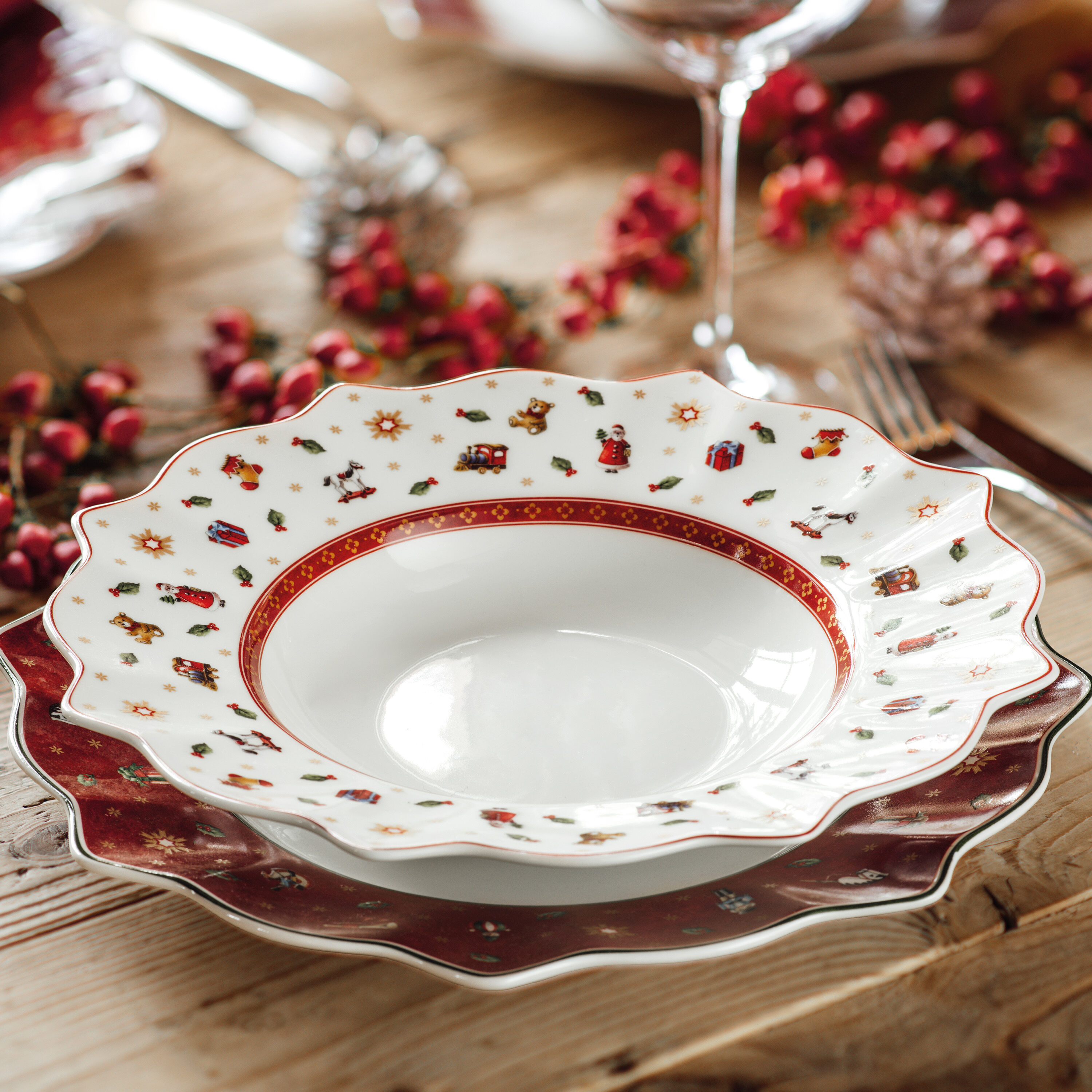 Toy's Delight Suppenteller- Christmas  Series  Products