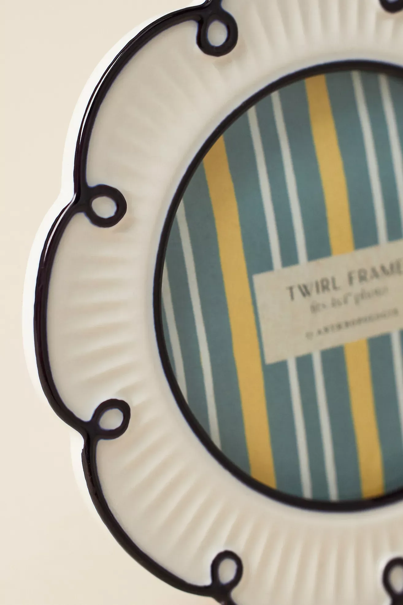 Twirl Ceramic Picture Frame