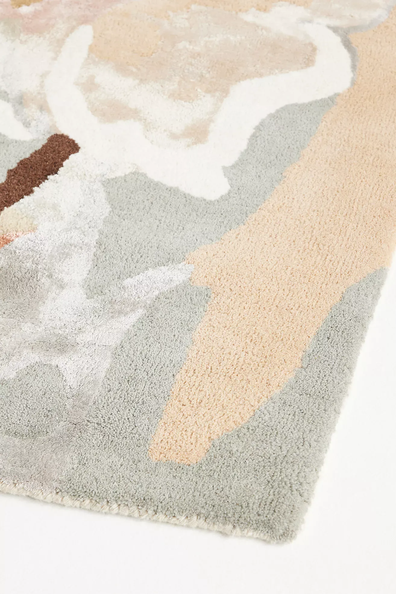 Hand-Tufted Dafney Wool Blend Rug