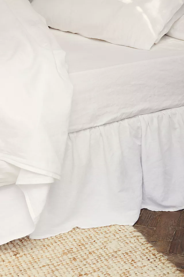 Piglet in Bed Linen Blend Bed Skirt