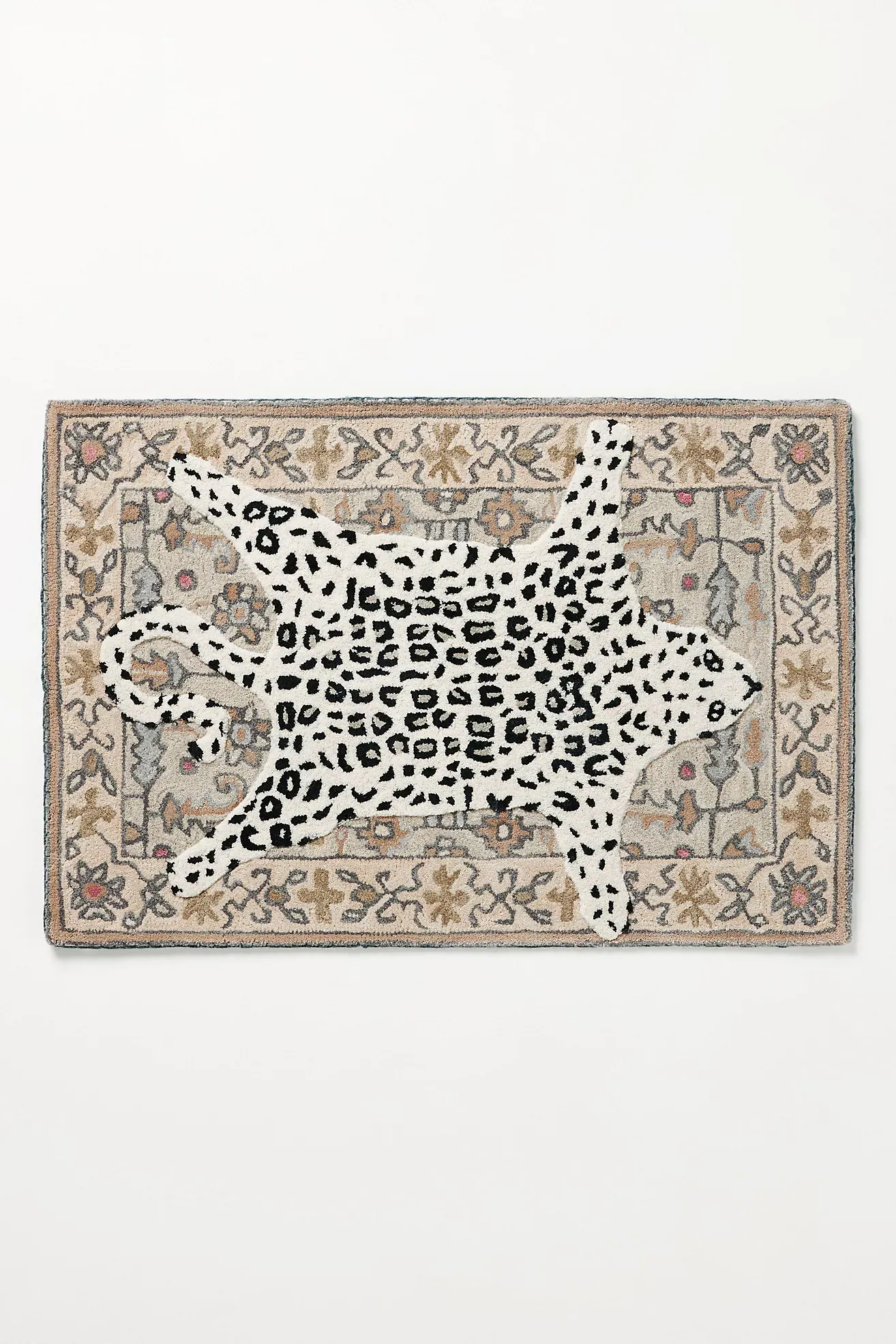 Octavia Wool Tufted Leopard Rug
