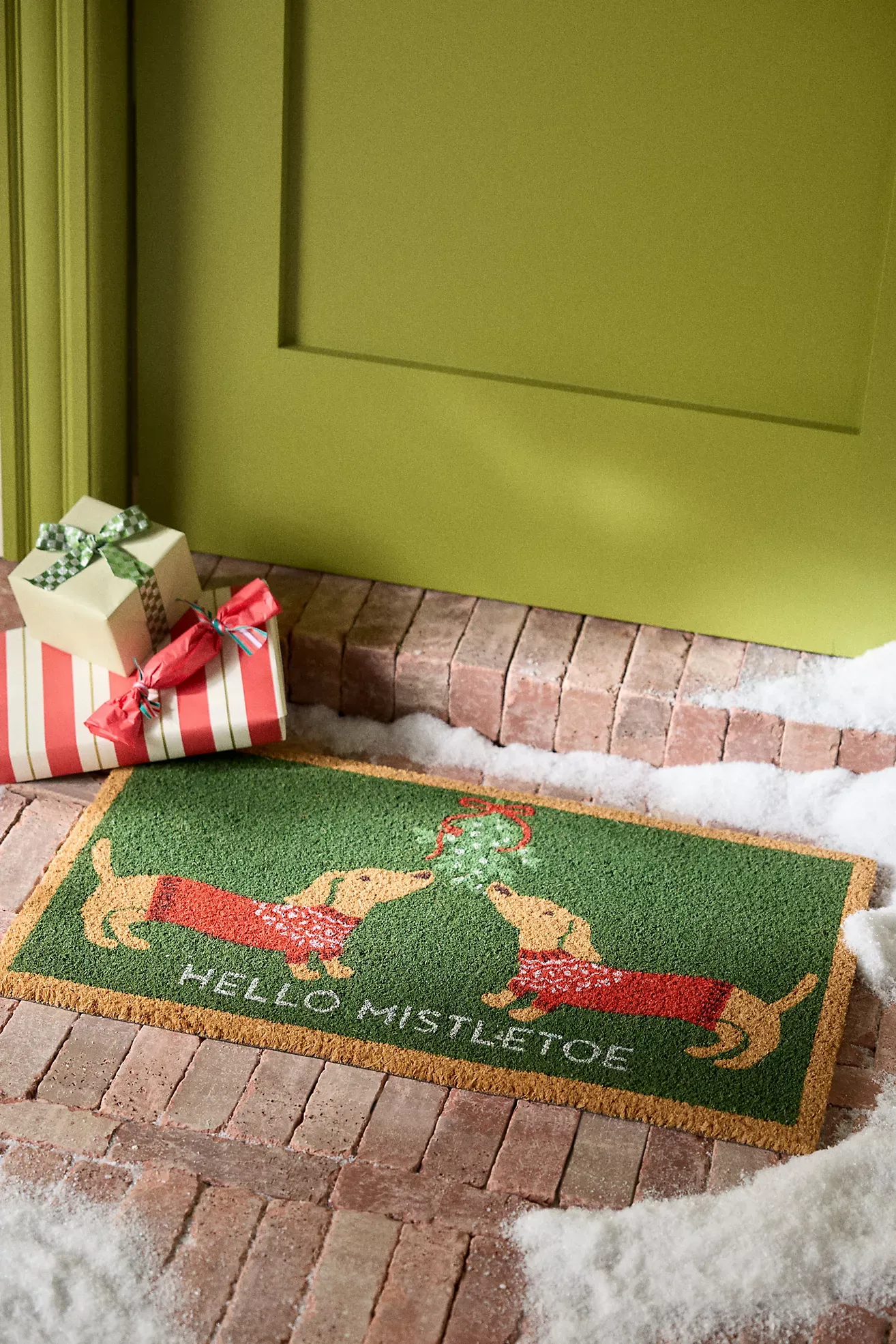 Mistletoe Dachshund Coir Printed Doormat