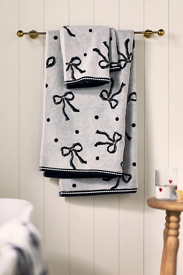 Bow Icon Cotton Bath Towel
